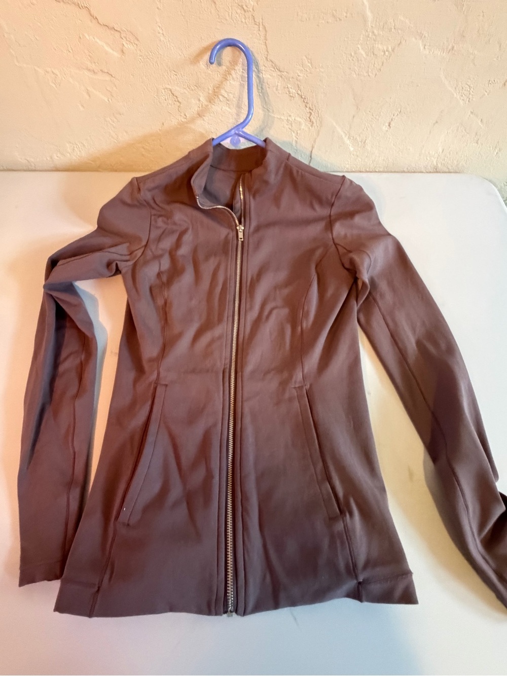 Women’s Zip-Front Lightweight Jacket in light purple Nike yoga drifit